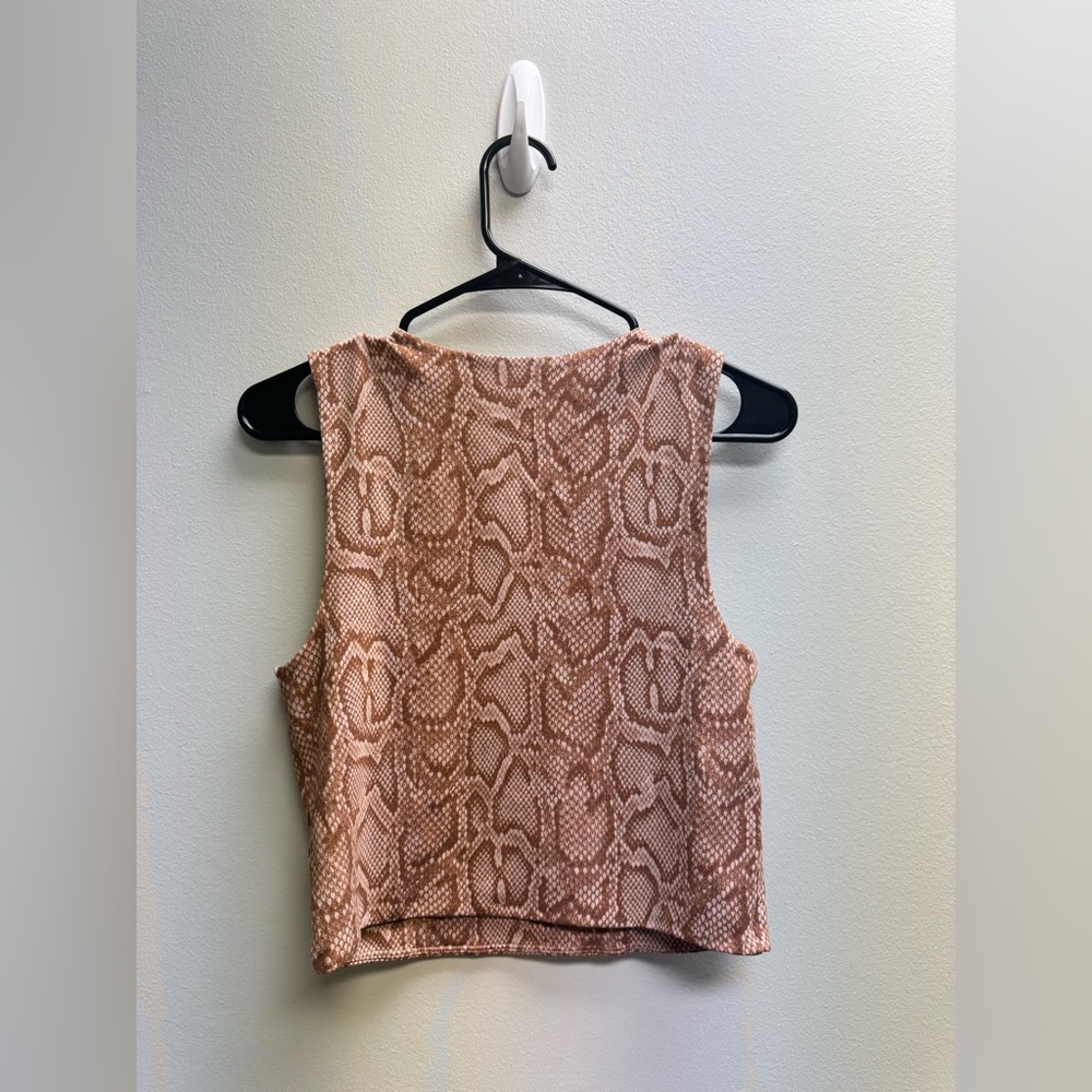 Babaton Contour Brown Patterned Top - image 4